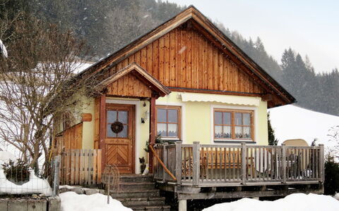 Landhaus Hubner: Maison, Neige, L'Hiver, Propriété, Domicile, Bâtiment, Chalet, Cabane En Rondins, Arbre, Toit