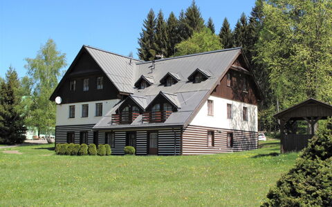 Harrachovka: Maison, Domicile, Propriété, Chalet, Ferme, Bâtiment, Immobilier, Toit, Zone Rurale, Lot Terre