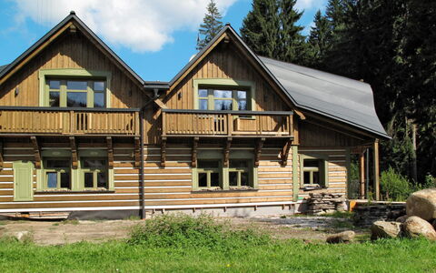 Pec Pod Snezkou 602: Plante, Ciel, Bâtiment, Nuage, Fenêtre, Arbre, Bois, Maison, Lot Terre, Siding