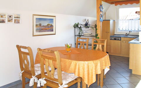 Dorum 605: Pièce, Propriété, Salle À Manger, Meubles, Table, Bâtiment, Restaurant, Design Intérieur, Maison, Immobilier