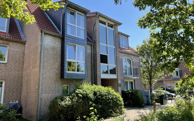 Tossens 622: Bâtiment, Fenêtre, Zone Résidentielle, Maison, Domicile, Arbuste, Façade, Quartier, Toit