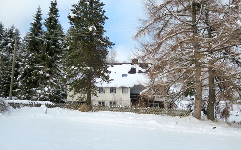 Feldberg 608: Neige, L'Hiver, Arbre, Propriété, Gelé, Domicile, Maison, Ciel, Chalet, Géologique Phénomène