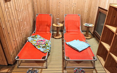 Todtnau 623: Propriété, Meubles, Chaise, Bois, Orange, Design Intérieur, Sol, Sol, Ligne, Dur