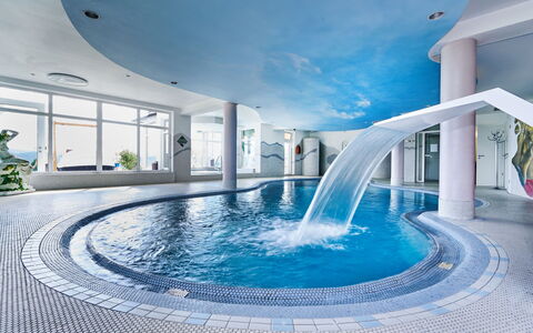 Heckenrose mit Badewelt und Sauna Inkl.: Piscine, Recours, Appartement, Hôtel, Loisir, Ville Resort, Balustrade, Hôtel Boutique, Villa, Balcon