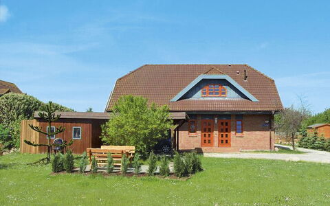 Breege 639: Ciel, Plante, Nuage, Lot Terre, Paysage Naturel, Arbre, Herbe, Chalet, Bois, Paysage