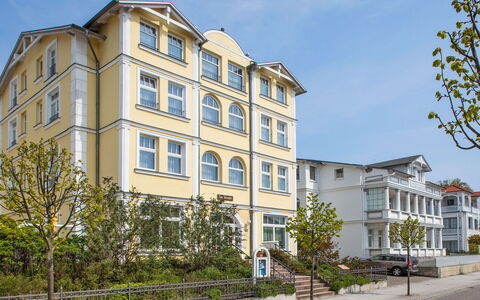 Ostseebad Sellin 617: Zone Résidentielle, Bâtiment, Propriété, Quartier, Architecture, Maison, Immobilier, Usage Mixte, Condominium, Appartement