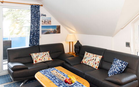 Ostseebad Lubmin 606: Meubles, Design Intérieur, Canapé, Sol, Salon, Pièce, Sol, Appartement, Domicile