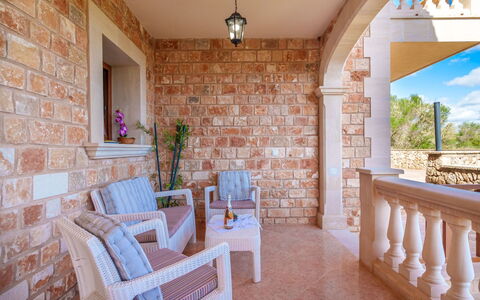 Vista Playa: Propriété, Meubles, Plante, Bleu Azur, Bois, Chaise, Design Intérieur, Bâtiment, Sol, Sol