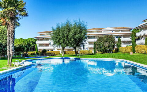 Green Mar C: Piscine, Recours, Pelouse, Biens, Jardin, Hacienda, Aménagement Paysager, Villa, Cour, Manoir