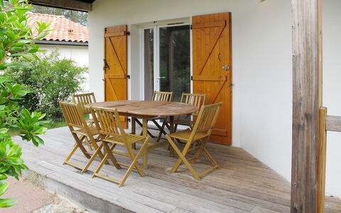 Ondres 621: Propriété, Maison, Pièce, Bâtiment, Immobilier, Meubles, Domicile, Sol, Porche, Chalet