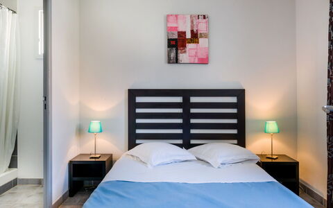 Montpellier 612: Chambre, Lit, Meubles, Pièce, Drap De Lit, Design Intérieur, Propriété, Cadre De Lit, Mur, Bâtiment