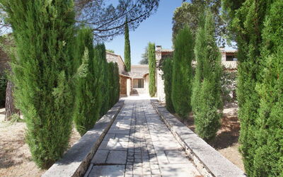 Gordes 611