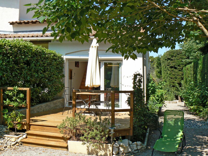 L'oasis Provencale (Avi120)