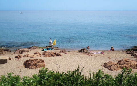 Pinarellu 603: Plan D'Eau, Plage, Mer, Côte, Océan, Ciel, Rive, Vacances, Tourisme, Cotiers Et Relief Océaniques
