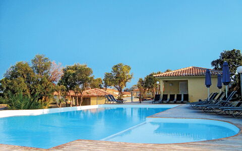 Pinarellu 604: Piscine, Propriété, Recours, Immobilier, Vacances, Bâtiment, Maison, L'Eau, Domicile, Biens