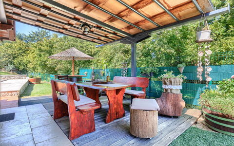 Viliam: Meubles, Mobilier De Jardin, Bois, Table, Tableau De Plein Air, Chaise, Jardin, Ombre, Recours, Arrière-Cour