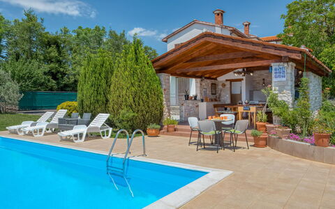 Kos: Piscine, Propriété, Bâtiment, Maison, Immobilier, Domicile, Patio, Arrière-Cour, Loisir, Biens