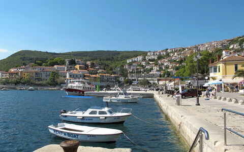 Rabac 627: L'Eau, Ciel, Bateau, Navire, Bâtiment, Véhicule, Bleu Azur, Montagne, Cotiers Et Relief Océaniques, Plan D'Eau