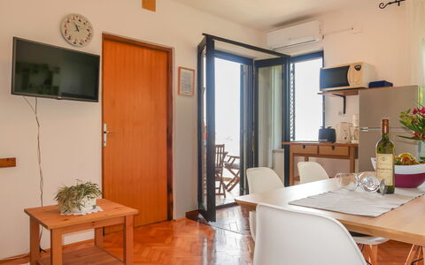 Senj 625: Pièce, Propriété, Bâtiment, Design Intérieur, Maison, Meubles, Immobilier, Sol, Appartement, Architecture