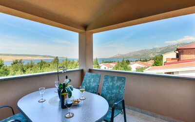 Logement:&nbsp;Matas 626.2