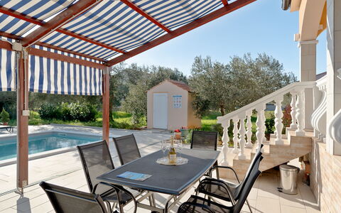 Danijel: Meubles, Mobilier De Jardin, Chaise, Table, Store, Tableau De Plein Air, Ombre, Porche, Toit, Structure En Plein Air