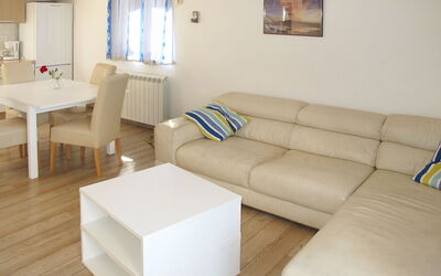 Logement:&nbsp;Andriana 610.2
