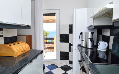 Nina: Comptoir, Cabinetry, Meubles, Cuisine, Rayonnage, Bois, Salon, Design Intérieur, Sol, Sol