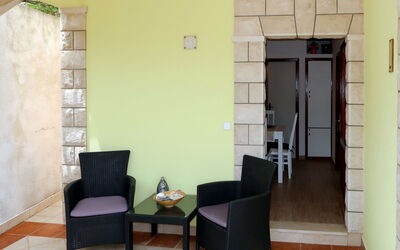 Borovina 604.2: Pièce, Propriété, Bâtiment, Design Intérieur, Meubles, Mur, Sol, Salon, Maison, Immobilier