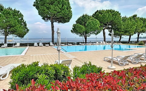 Desenzano 617: Mer, Cotiers Et Relief Océaniques, Côte, Recours, Océan, Rive, Plage, Piscine, Ville Resort, Tropiques