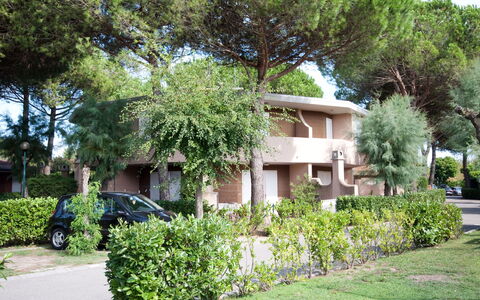 Bibione 635: Propriété, Maison, Immobilier, Végétation, Zone Résidentielle, Domicile, Bâtiment, Arbre, Quartier, Architecture