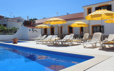 Paderne 602: Piscine, Propriété, Bâtiment, Recours, Immobilier, Maison, Villa, Balancelle, Hôtel, Vacances