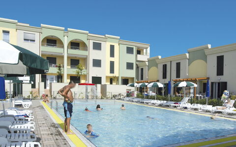 Caorle 642: Piscine, Recours, Composite, Mobilier De Jardin, Ombre, Hôtel, Eco Hôtel, Caractéristique De L'Eau, Thermes
