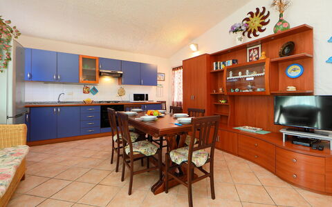 Mirto Marino (Rei410): Pièce, Propriété, Meubles, Bâtiment, Cabinetry, Cuisine, Immobilier, Design Intérieur, Maison, Sol