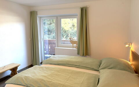 Mittersill 685: Lit, Chambre, Meubles, Design Intérieur, Bois, Drap De Lit, Literie, Sol, Sol, Cadre De Lit