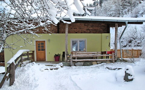 Mittersill 685: Neige, Propriété, Fenêtre, Bâtiment, Plante, Arbre, Porte, Chalet, Maison, Brindille