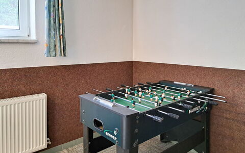 Zell am Ziller 685: Design Intérieur, Meubles, Salle De Récréation, Pièce, Jeux Et Sports D'Intérieur, Tache De Bois, Dur, Vernis, Table De Billard, Luminaire