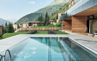 Kals am Großglockner 649: Piscine, Propriété, Maison, Bâtiment, Architecture, Immobilier, Centre De Loisirs, Domicile, Loisir, Conception