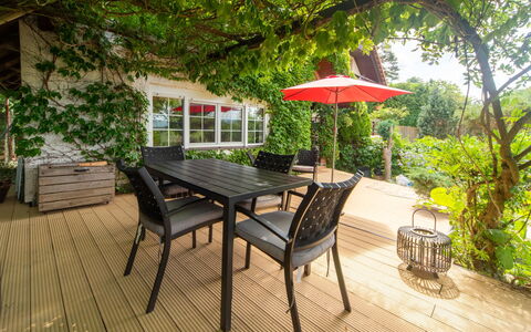 Karasova Ii: Meubles, Mobilier De Jardin, Bois, Chaise, Table, Tableau De Plein Air, Ombre, Jardin, Table Cuisine Et Salle A Manger
