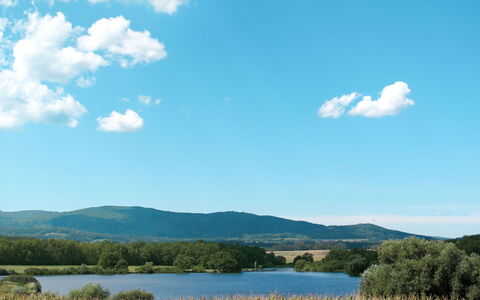 Karasova Ii: Nuage, L'Eau, Ciel, Plante, Ressources En Eau, Écorégion, La Nature, Paysage Naturel, Montagne, Herbe