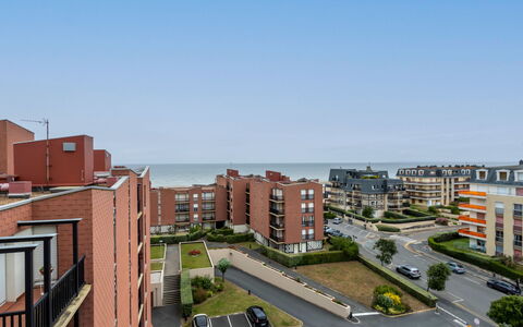 Cabourg 2000: Ciel, Bâtiment, Fenêtre, Design Urbain, Bloc Tour, Condominium, Paysage, Maison, Cityscape, Façade