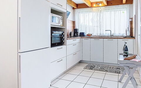 Tal Ar Mor: Cuisine, Appareil De Cuisine, Comptoir, Cabinetry, Sol, Principaux Appliance, Design Intérieur, Bois, Sol, Meubles