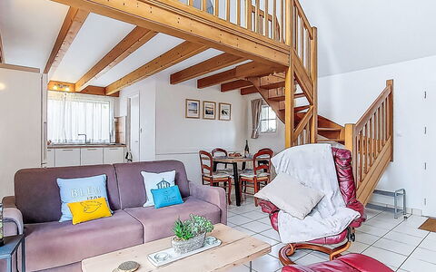 Tal Ar Mor: Meubles, Design Intérieur, Sol, Bois, Sol, Pièce, Canapé, Appartement, Table, Salon