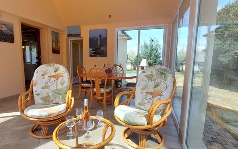 Nature et Mer: Meubles, Chaise, Design Intérieur, Table, Table Cuisine Et Salle A Manger, Tache De Bois, Mobilier De Jardin, Table Basse, Salle À Manger, Plante D'Appartement