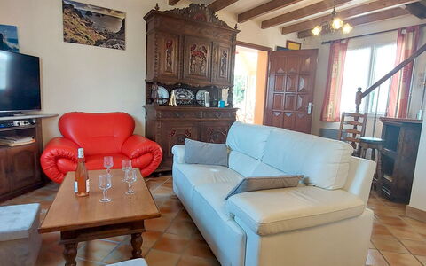 Nature et Mer: Meubles, Design Intérieur, Canapé, Sol, Bois, Sol, Salon, Pièce, Table, Chaise