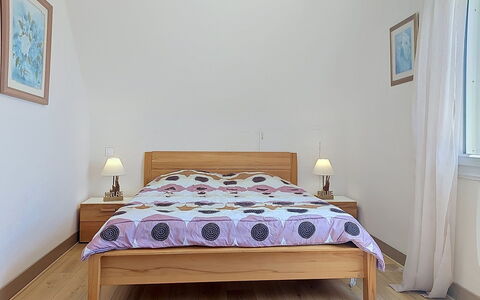 Reve de Mer: Lit, Meubles, Chambre, Literie, Sol, Design Intérieur, Sol, Drap De Lit, Bois, Linge