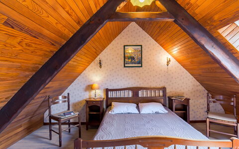 Avel Vor: Meubles, Propriété, Bâtiment, Bois, Design Intérieur, Lampe, Sol, Immobilier, Dur, Arbre