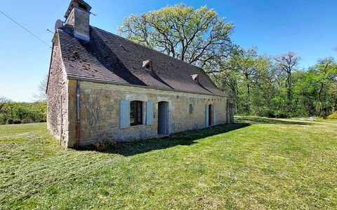 Jayac 601: Herbe, Bâtiment, Maison, Architecture, Toit, Chalet, Domicile, Zone Rurale, Plaine, Lot Terre