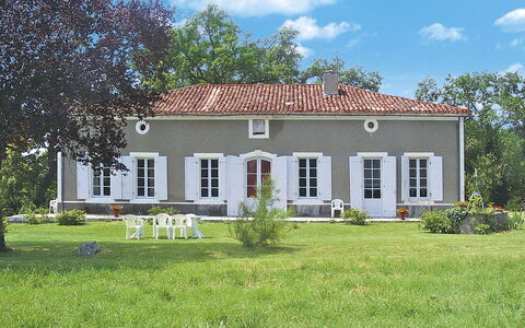 La Gaubide: Ciel, Nuage, Plante, Bâtiment, Propriété, Fenêtre, Arbre, Maison, Porte, Lot Terre