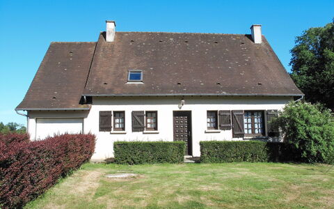 Marchives: Ciel, Bâtiment, Plante, Fenêtre, Propriété, Porte, Maison, Lot Terre, Herbe, Chalet