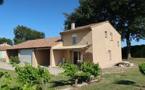 La Cardeline: Plante, Ciel, Bâtiment, Fenêtre, Communauté Des Plantes, Arbre, Maison, Lot Terre, Chalet
